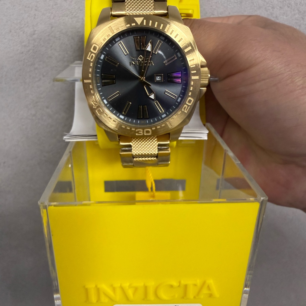 Invicta Gold Tone Watch With Black Dial And Yellow Box
